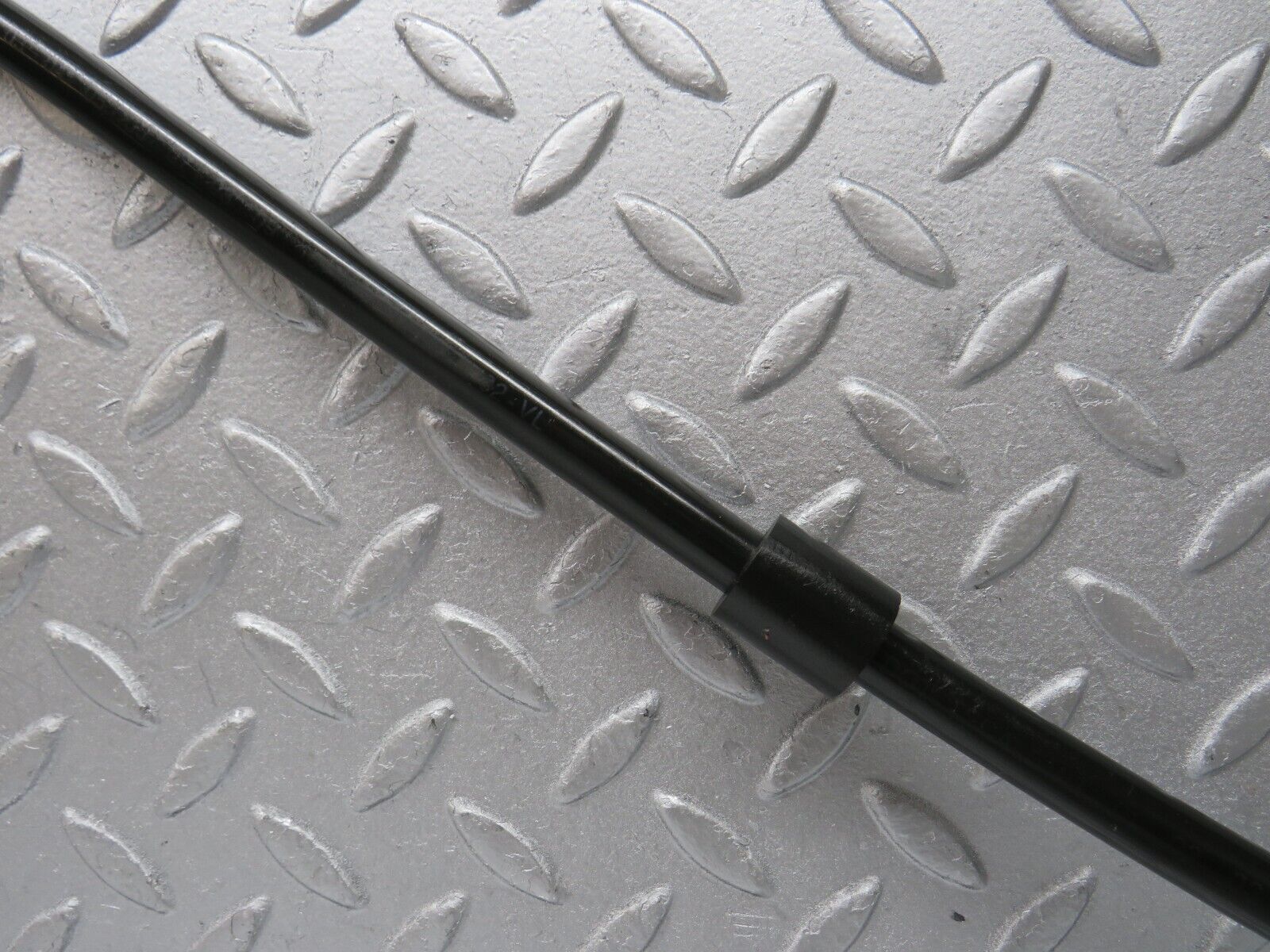 38180 Mercedes-Benz A124 320E Cabriolet Brake Servo Vacuum Pipe