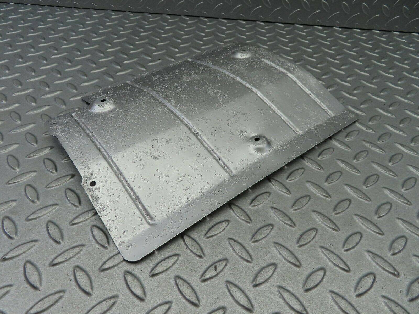 5924 Mercedes-Benz W123 200 Exhaust Heat Shield