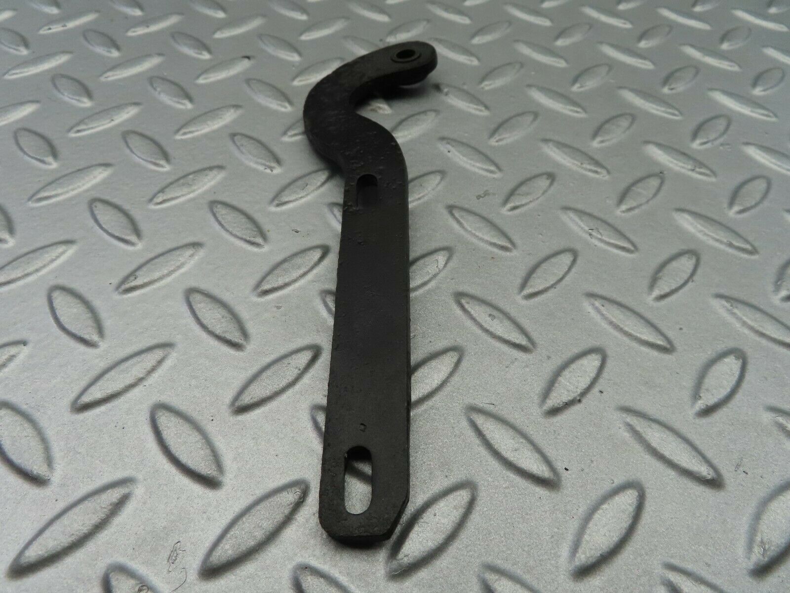 7083 Mercedes-Benz C107 350SLC Coupe Bonnet Hinge Support Right Side