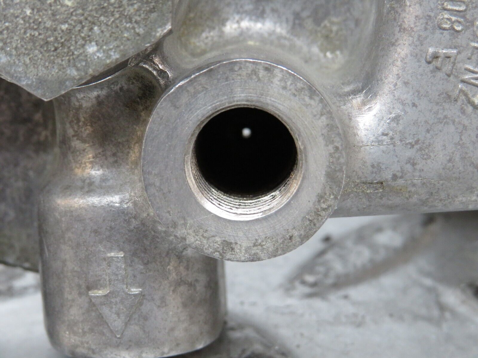 28433 Mercedes-Benz S123 240D Wagon Fuel Filter Housing Mount 6150920208