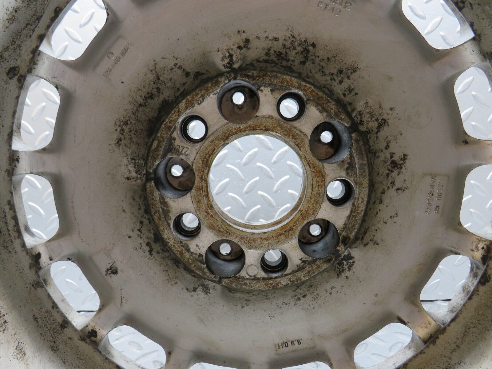 29611 Mercedes-Benz W124 230E Alloy Wheel 6.5Jx15H2 ET49 1244001802