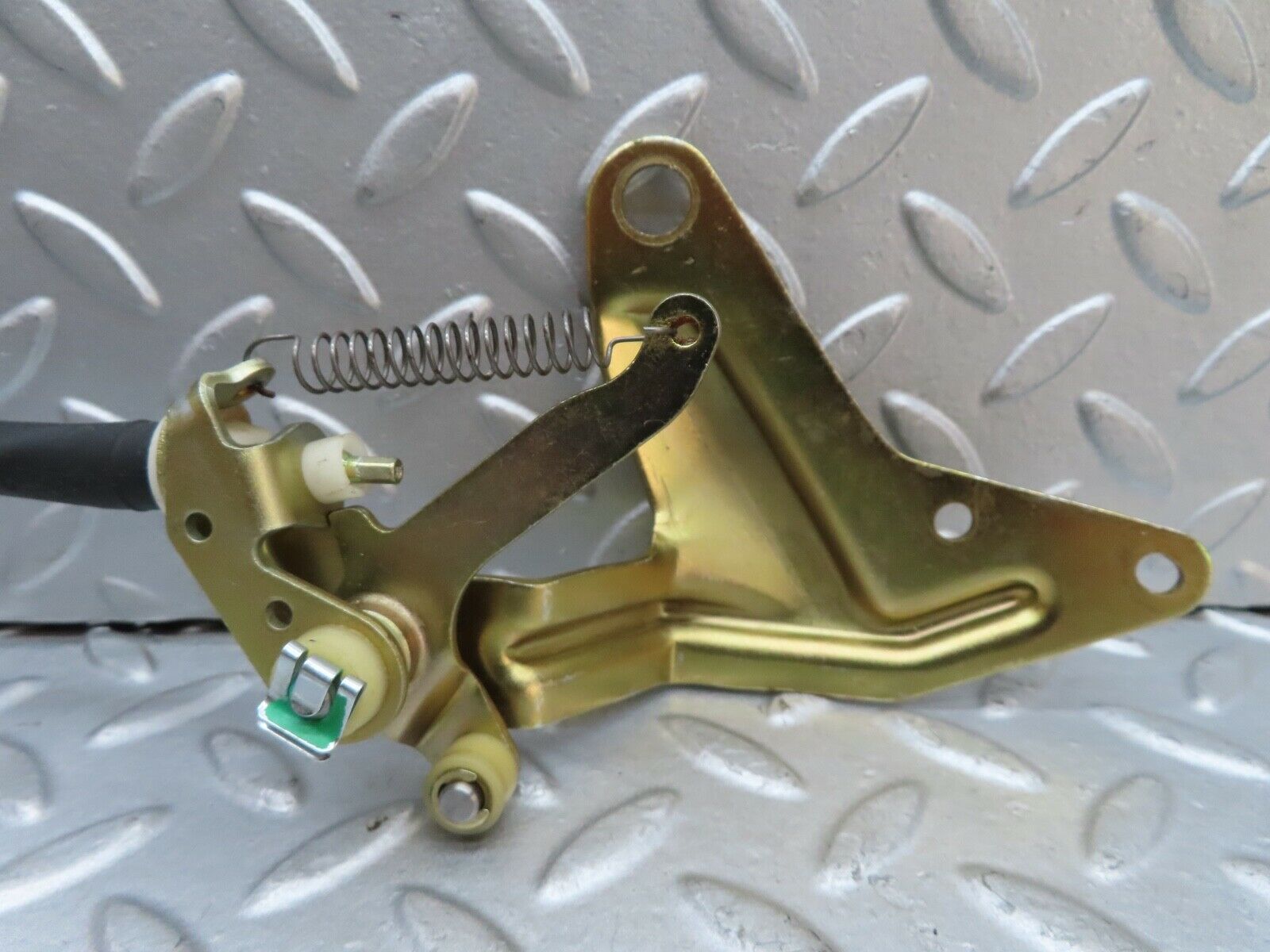 17462 Mercedes-Benz R129 300SL Coupe Transmission Lockout Cable 1292600351