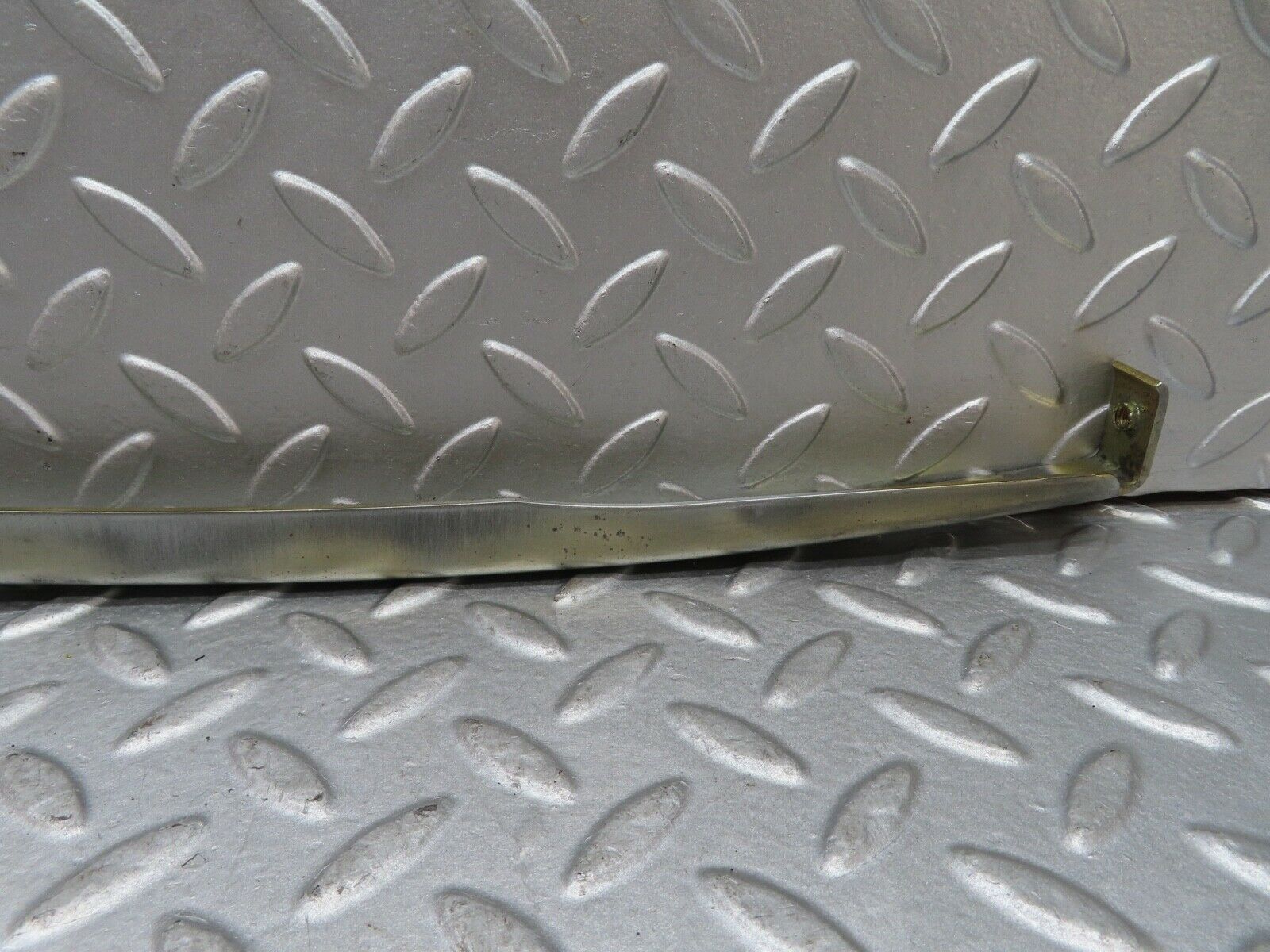 17158 Mercedes-Benz R129 300SL Coupe Right Door Rear Window Channel