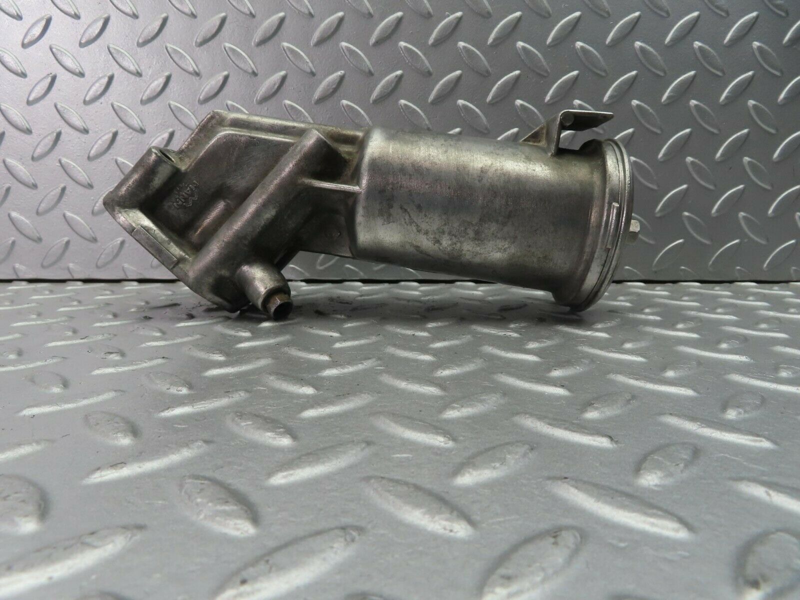 10057 Mercedes-Benz C123 230CE Coupe Oil Filter Housing 1021800111