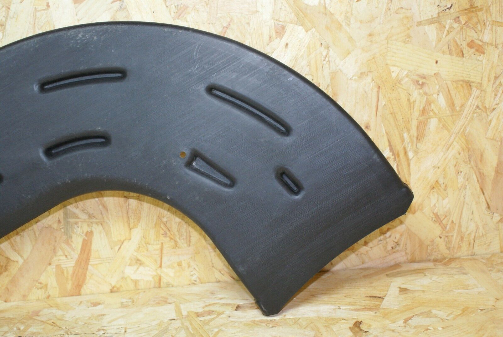 2225 Mercedes-Benz W123 280E Air Duct Pipe Right 1238311046