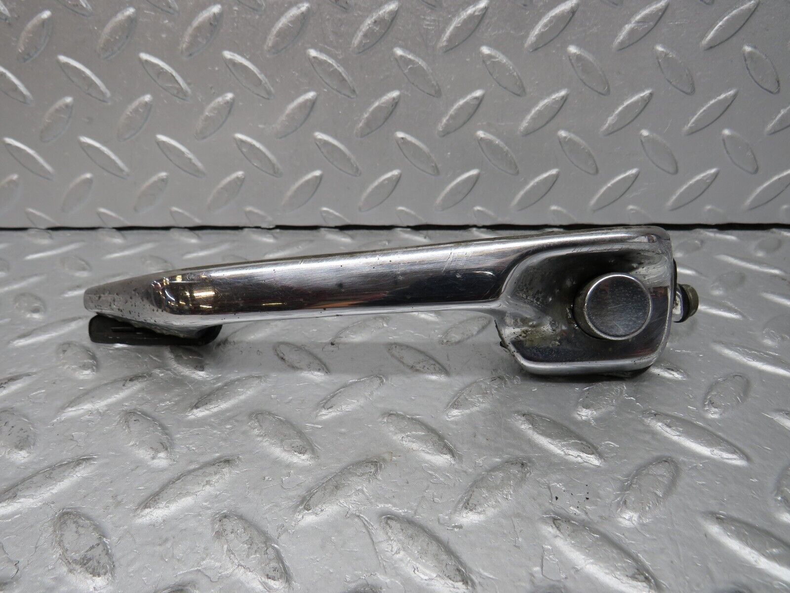 35740 Mercedes-Benz W108 Chrome Door Handle Rear Left 1087661102