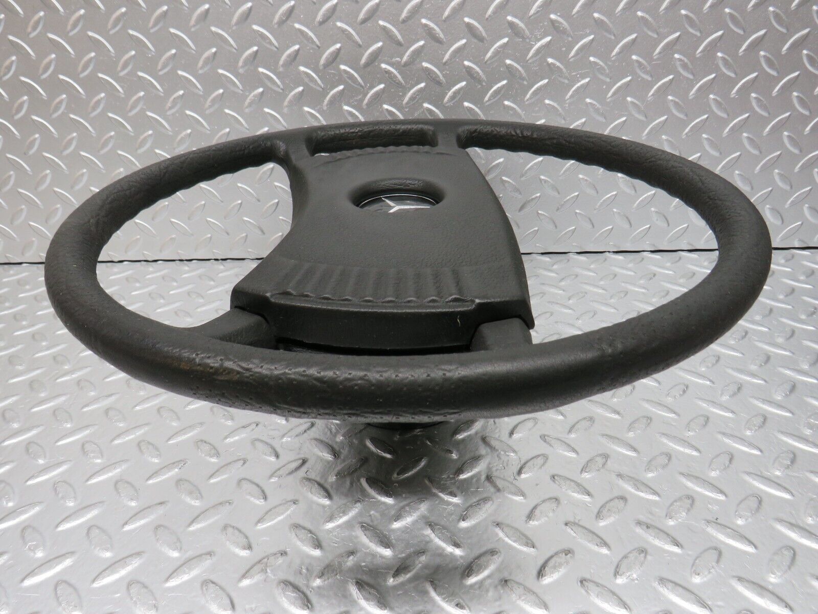 30971 Mercedes-Benz W123 200D Steering Wheel 1164640017
