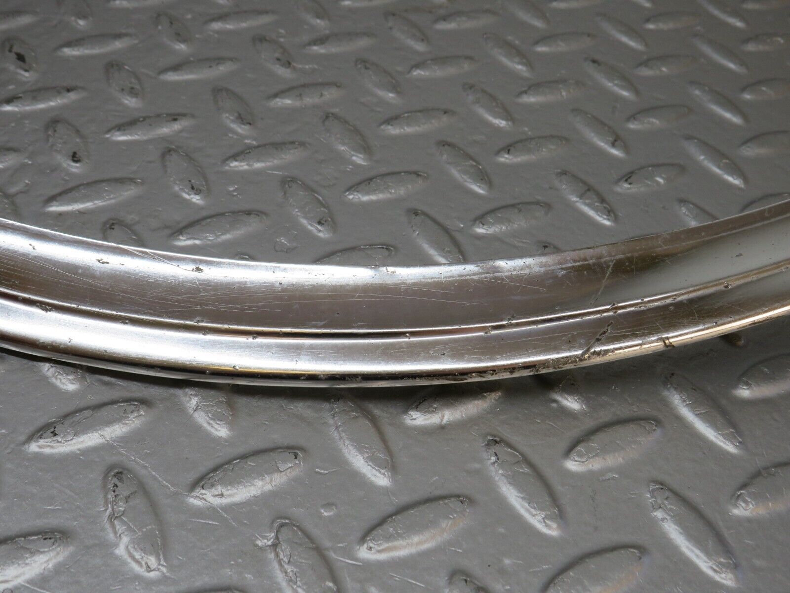 40491 Mercedes-Benz W110 230 Front Windscreen Chrome Frame