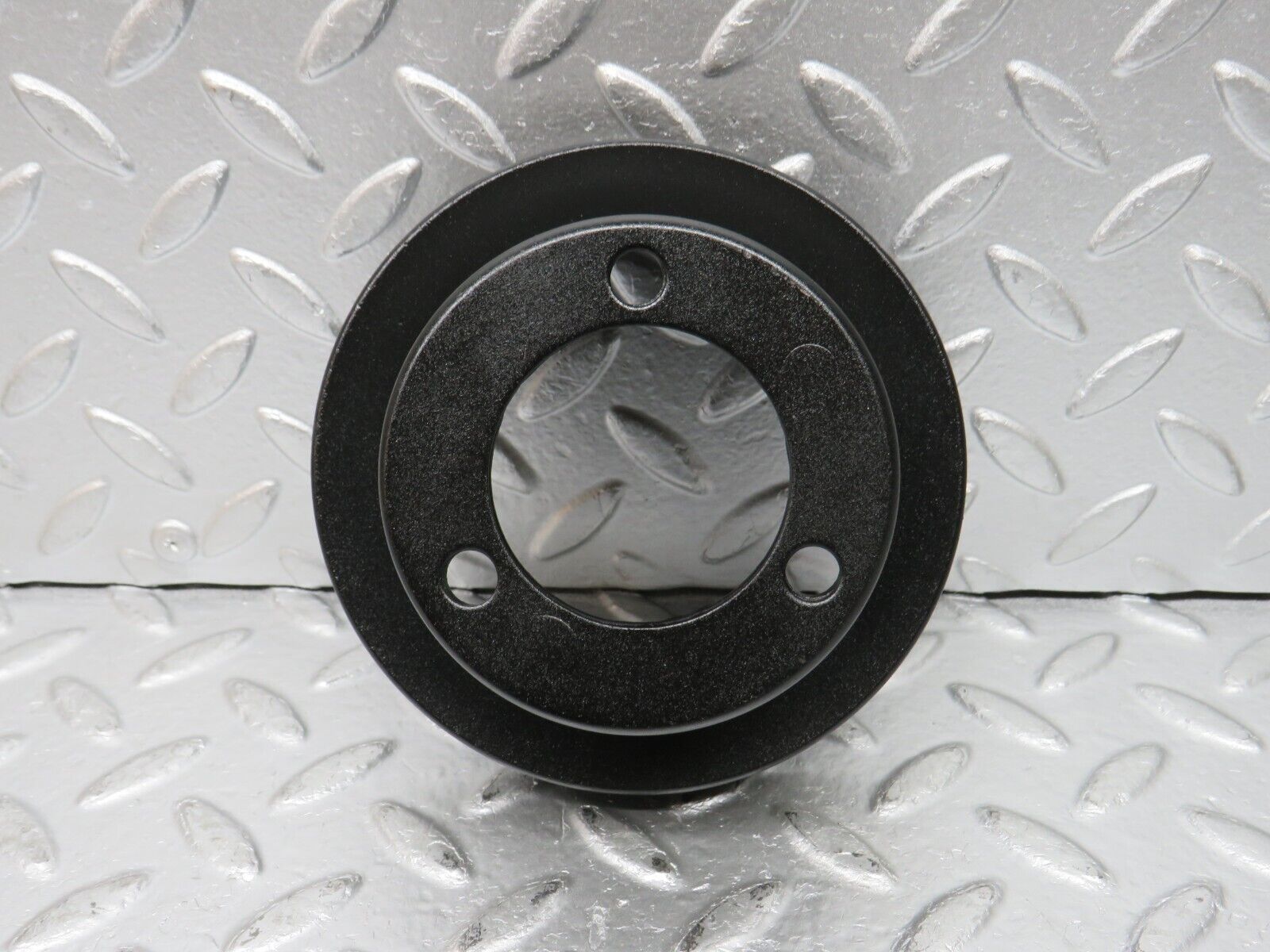 31123 Mercedes-Benz W123 200D Crankshaft Pulley