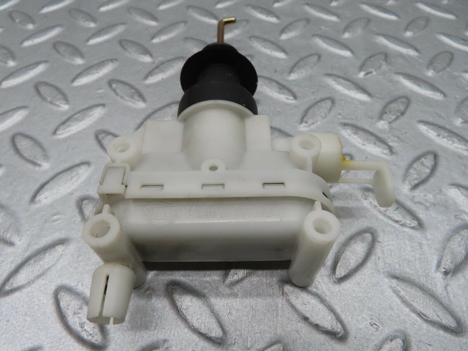 11994 Mercedes-Benz R129 300SL Coupe Door Lock Vacuum Actuator Left