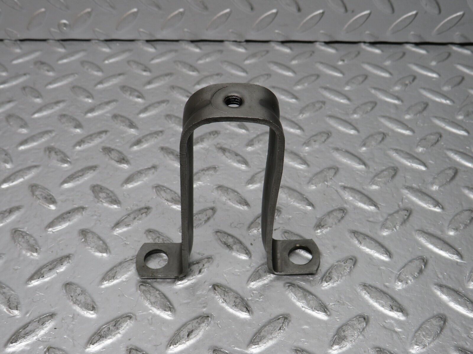 0282 Mercedes-Benz W120 Ponton Valve Cover Support