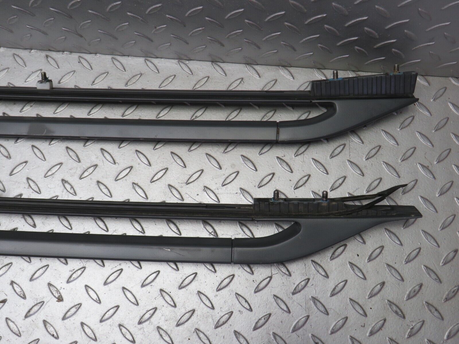 32584 Mercedes-Benz S124 300TE Wagon Roof Rack Rails Pair
