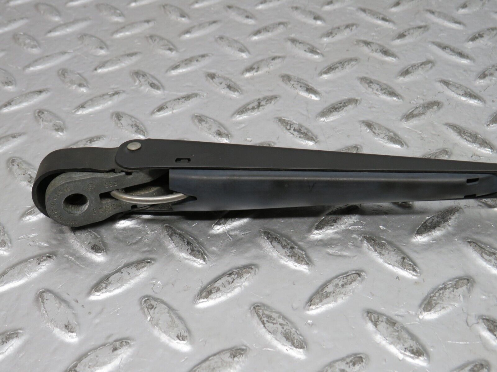 32099 Mercedes-Benz W123 230E Wiper Arm Bosch Left Side