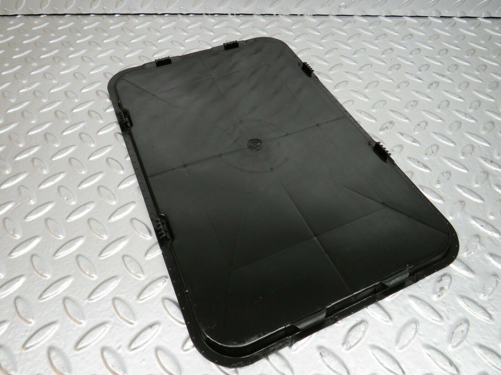 24598 Mercedes-Benz W140 S320 Trunk Boot Lid Cover 1406470041