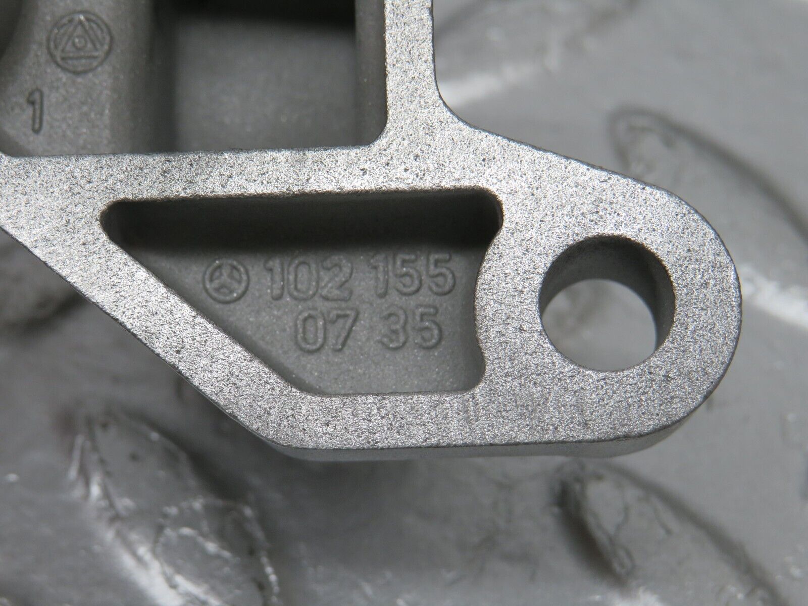 33740 Mercedes-Benz W201 190E 2.0L Alternator Generator Support Bracket 1021550735