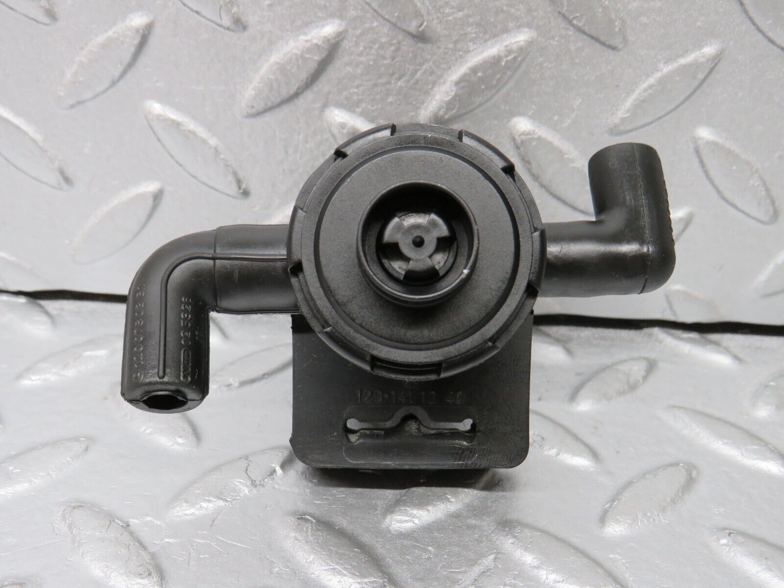 38326 Mercedes-Benz R129 280SL Coupe Fuel Regeneration Valve 0011409960 1201411240