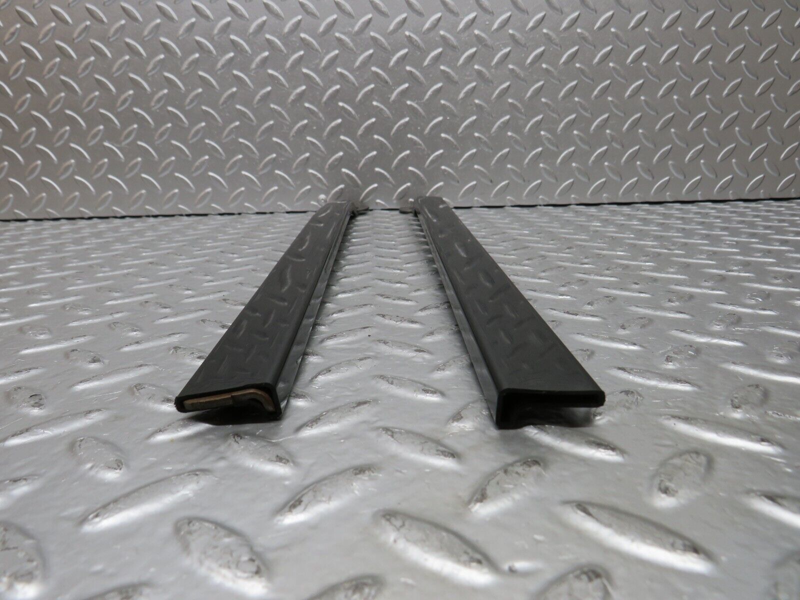 32087 Mercedes-Benz W123 230E Seat Belt Runner Pair