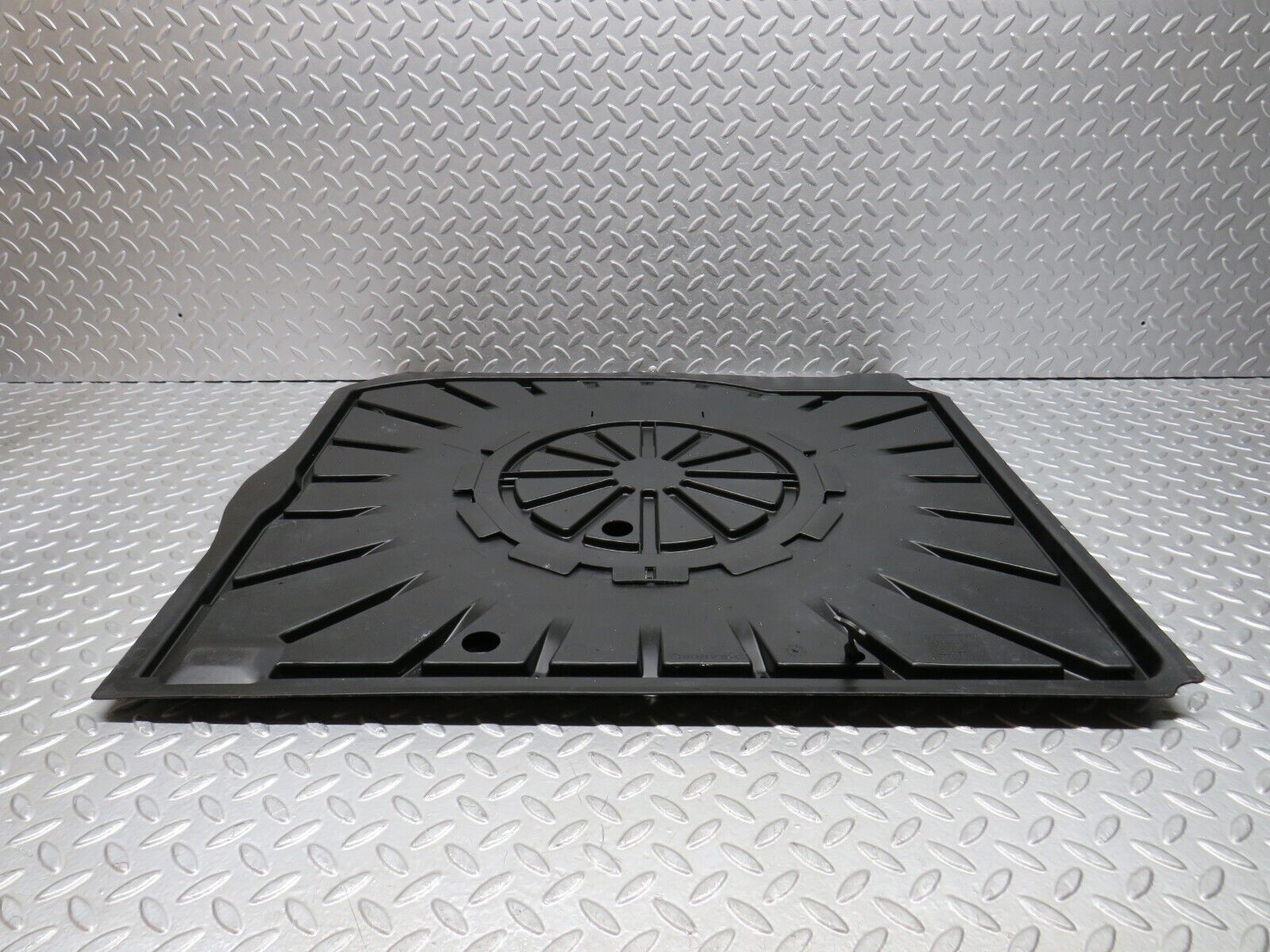 38787 Mercedes-Benz W201 190E 2.6L Boot Trunk Spare Wheel Cover 2016931633 2016930014