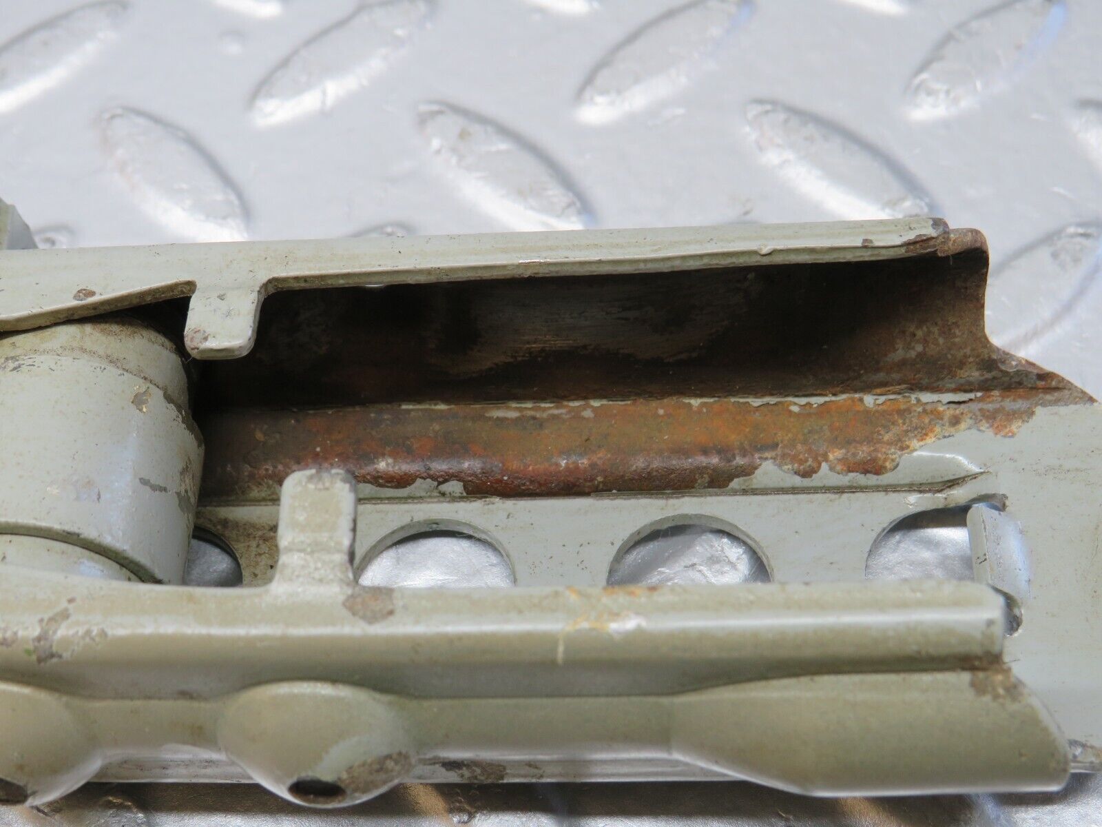 33929 Mercedes-Benz W124 260E Door Safety Check Strap