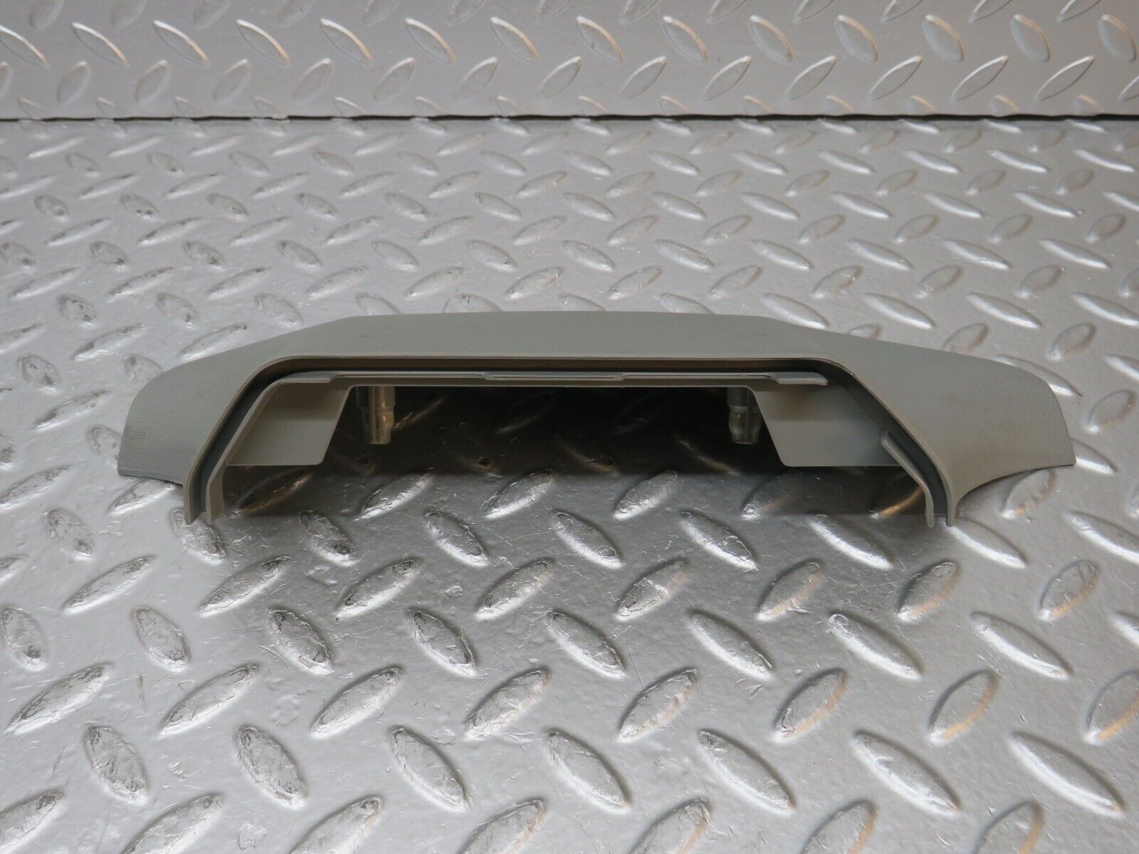 31262 Mercedes-Benz S124 220TE B Pillar Lower Cover Right Side 1246920422