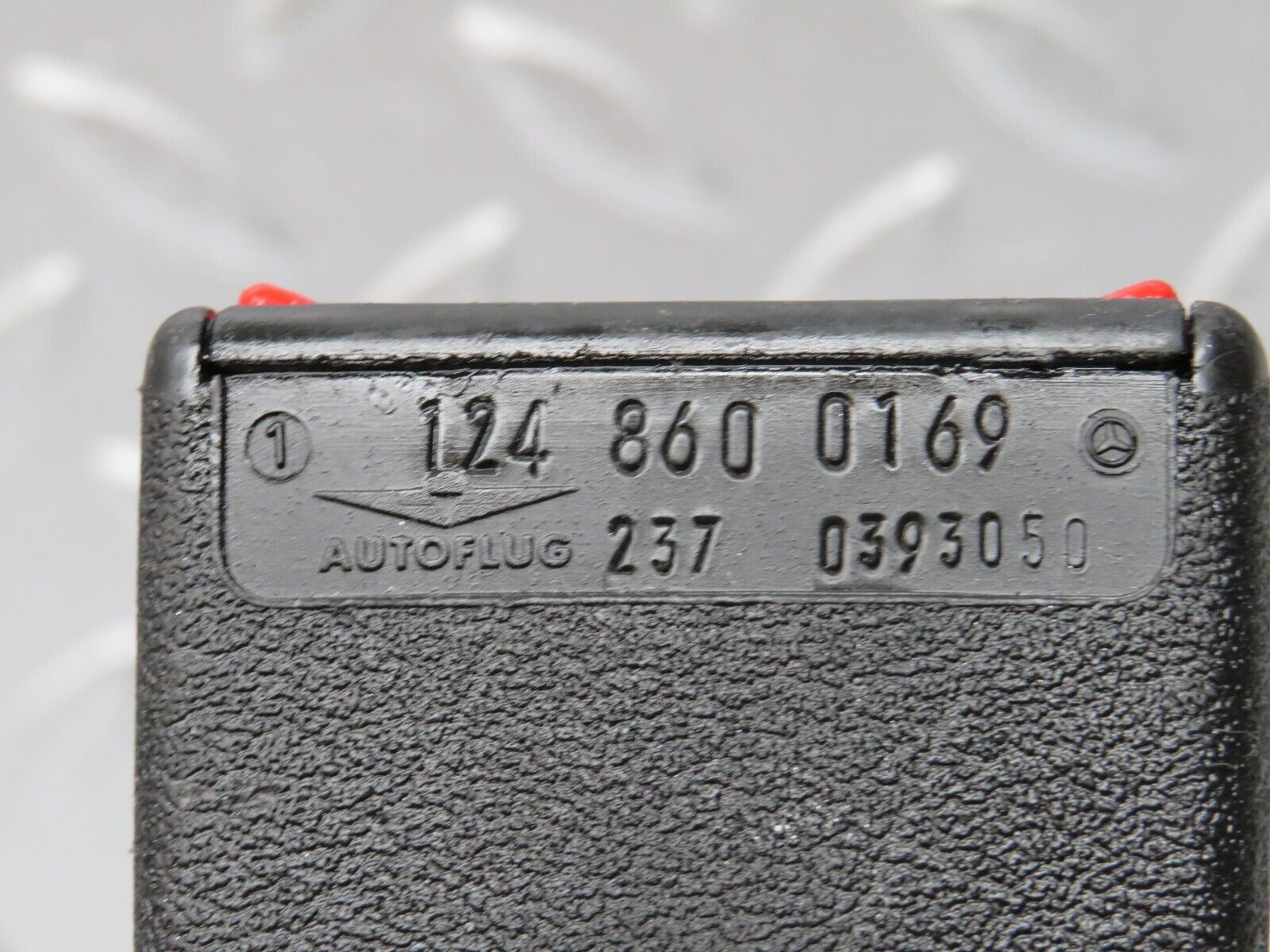 32636 Mercedes-Benz S124 300TE Front Left Seat Belt With Buckle 1248603985