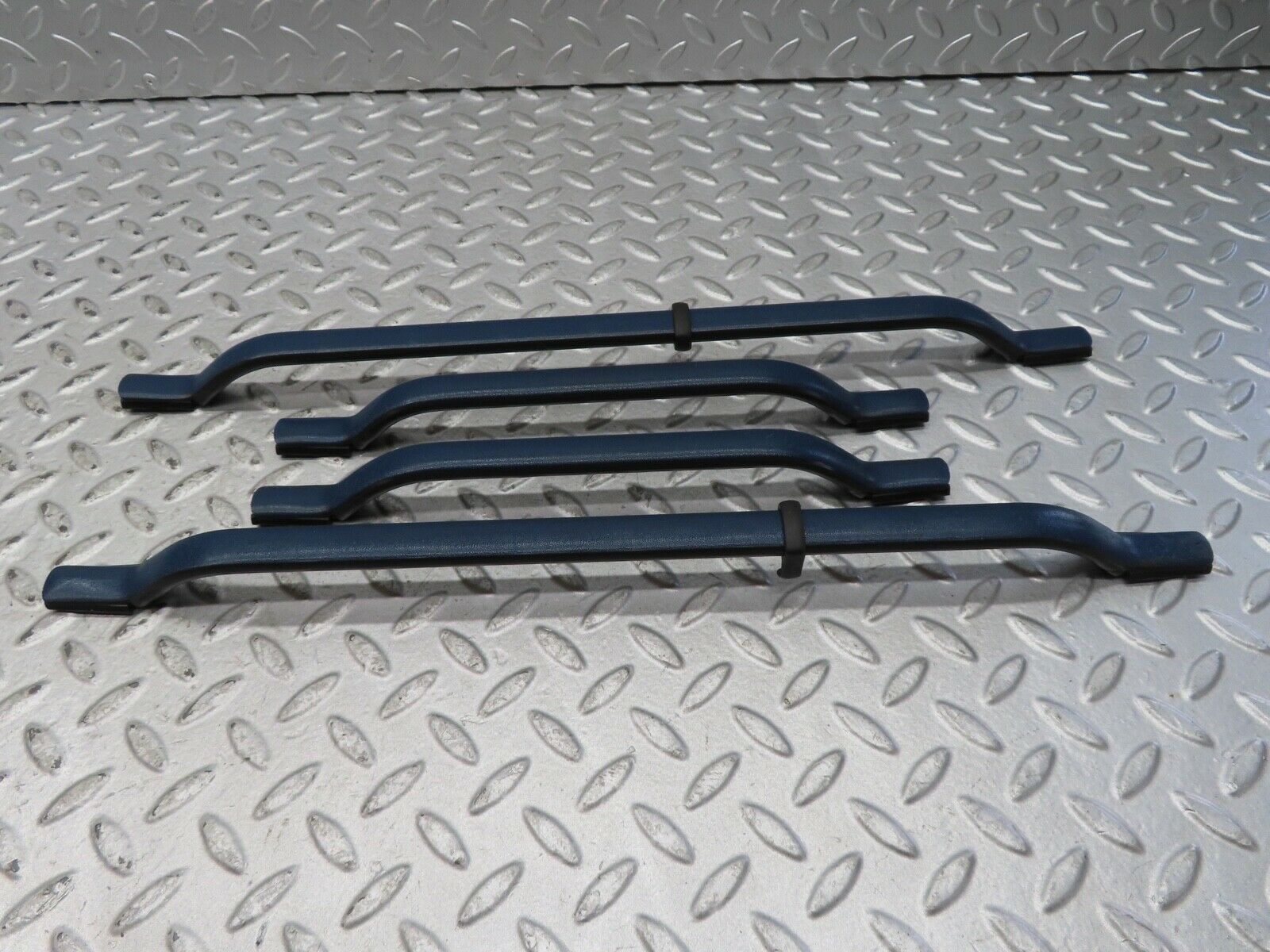 17825 Mercedes-Benz W116 450SEL Interior Roof Grab Handle Set Blue