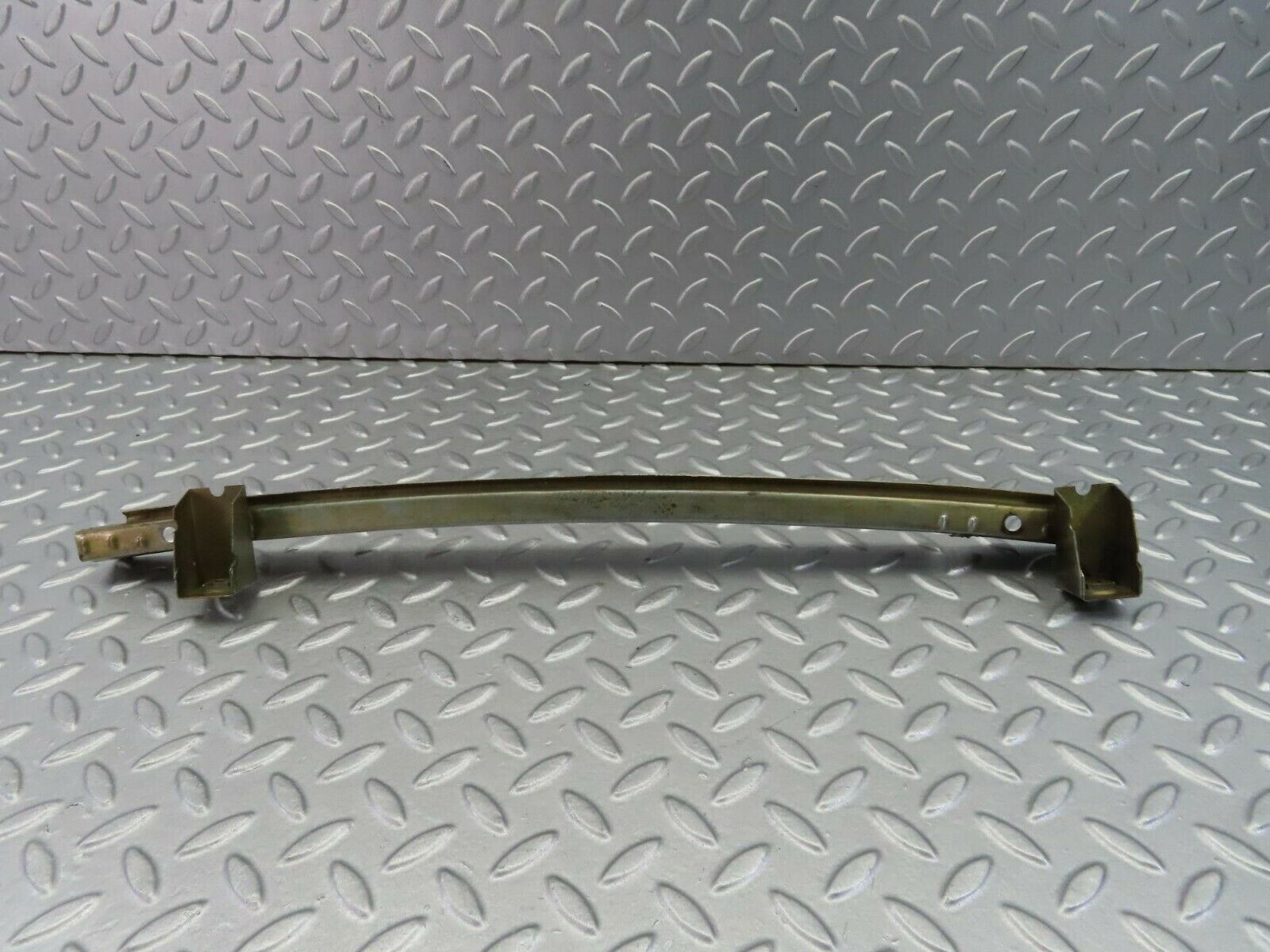 7846 Mercedes-Benz W115 220D Front Left Window Channel