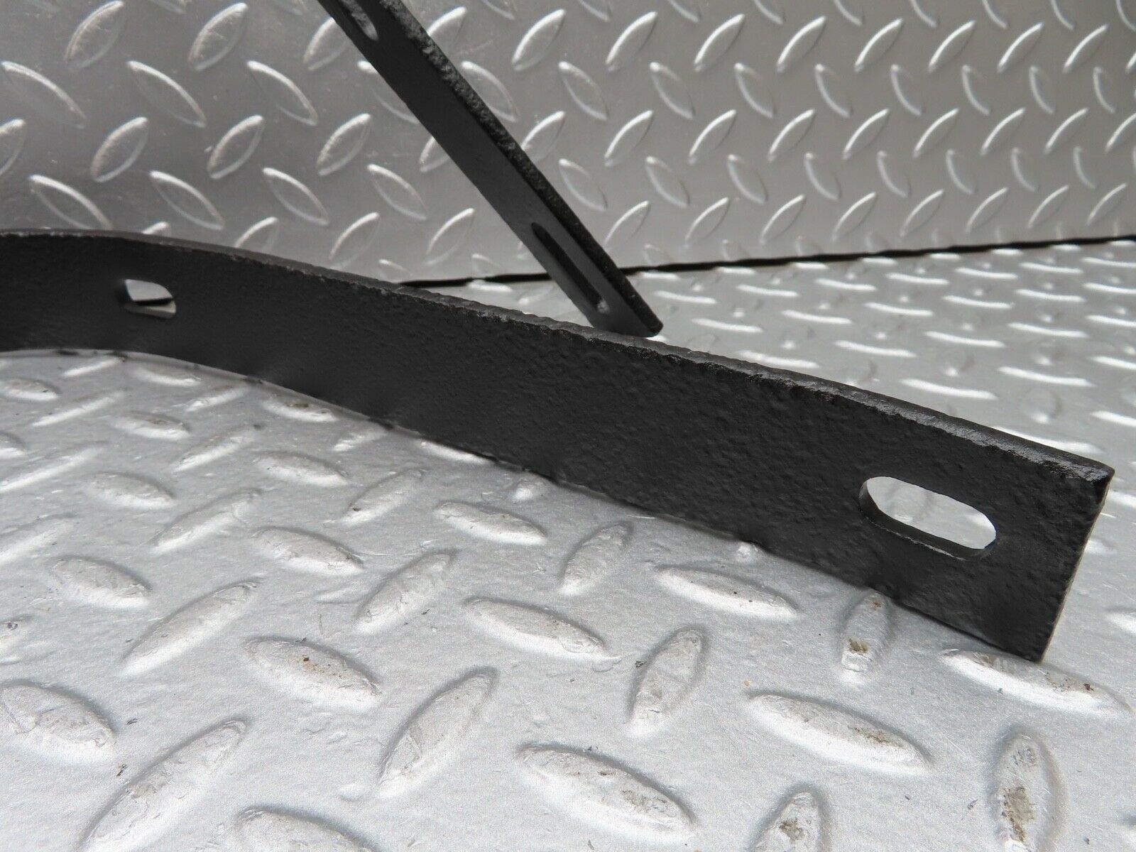 19792 Mercedes-Benz W121 190b Ponton Front Bumper Bracket Holder