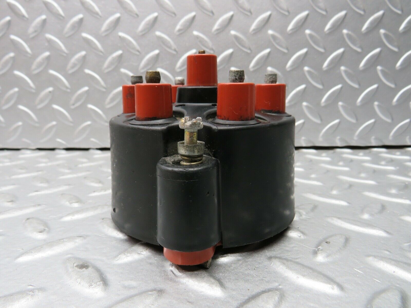 21905 Mercedes-Benz W123 Ignition Distributor Cap