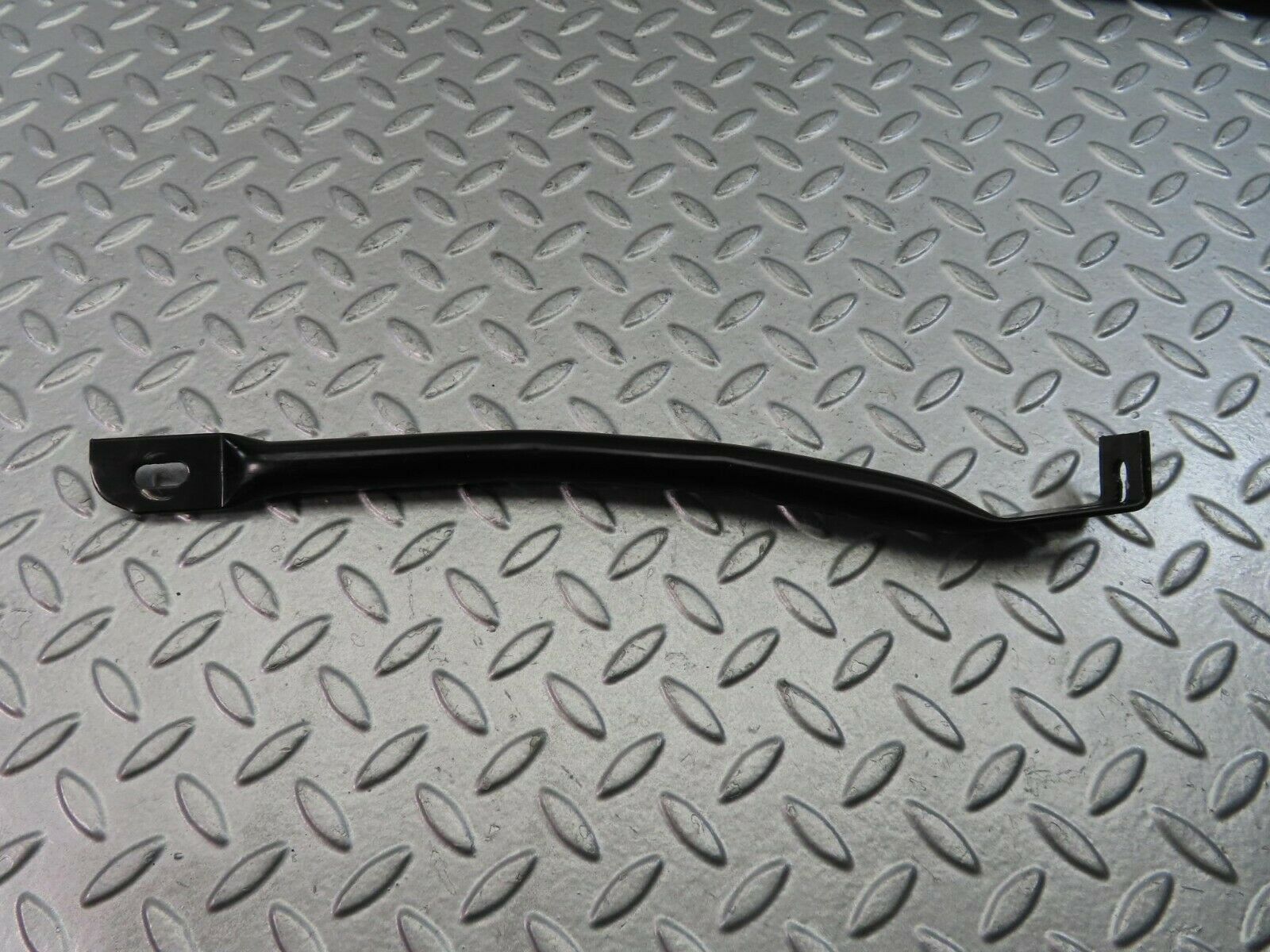 9430 Mercedes-Benz C124 300CE Coupe Dashboard Bracket