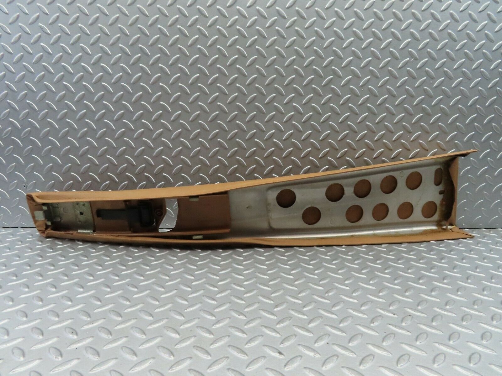 6190 Mercedes-Benz W126 380SE B Pillar Cover Left Side 1266922522