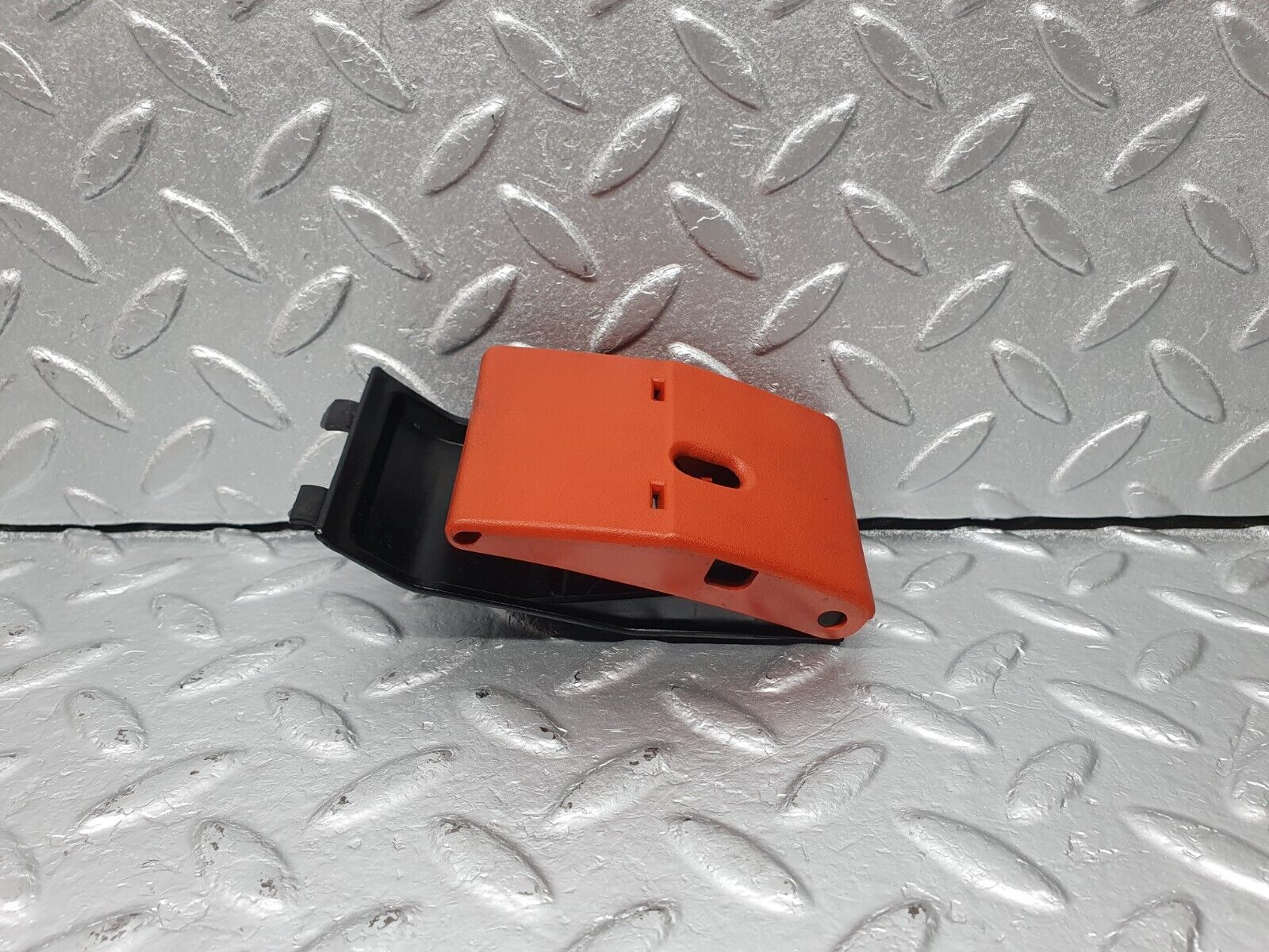 41256 Mercedes-Benz W126 300SE Hood Opener Bonnet Opener Release