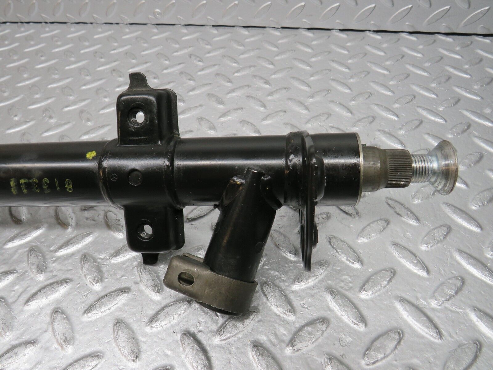 31663 Mercedes-Benz W201 190LE 1.8L Steering Column