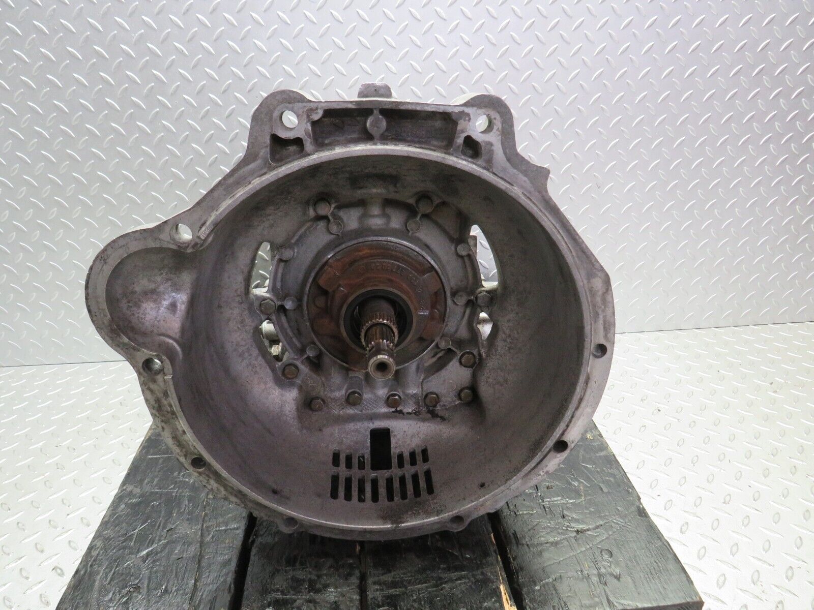 33129 Mercedes-Benz W123 240D Automatic Gearbox 3 Speed 722.117 1232700601 1152714501