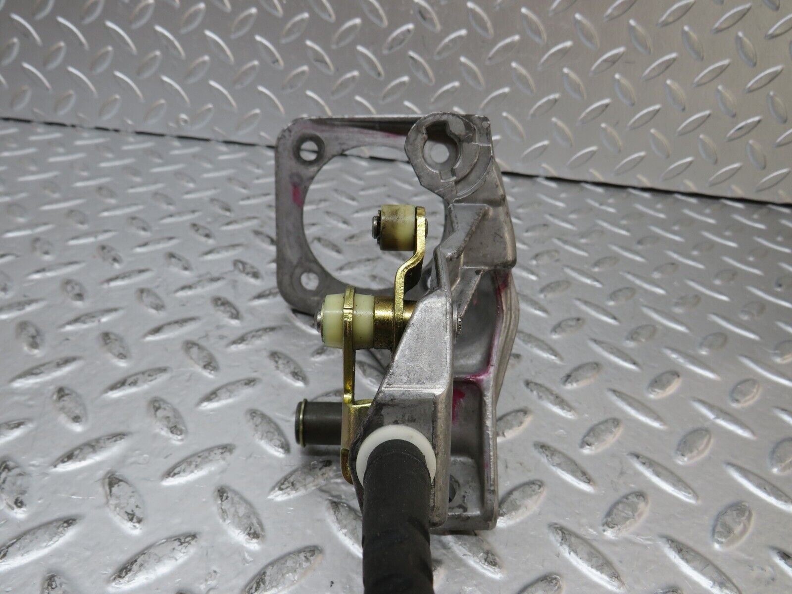 26583 Mercedes-Benz C124 220CE Coupe Brake Pedal Bracket 1242900919