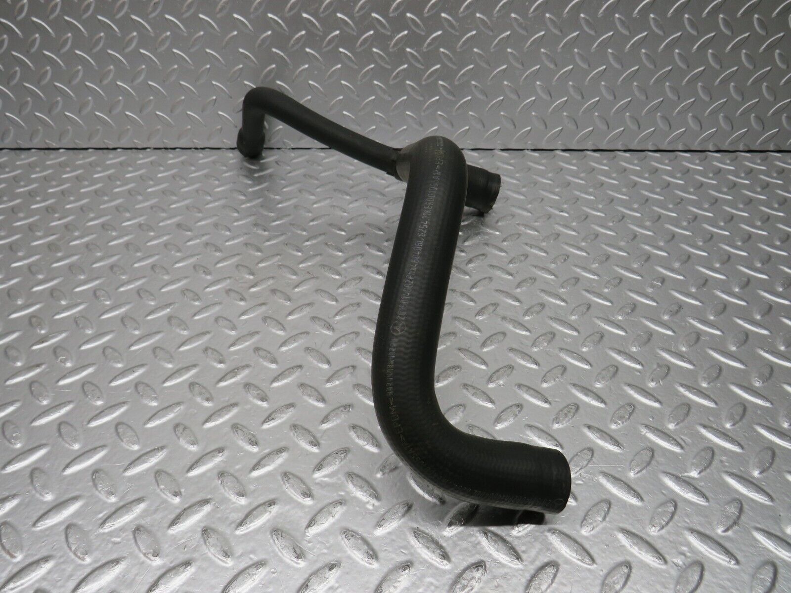 30855 Mercedes-Benz W201 190E 2.0L Radiator Hose 2015014082