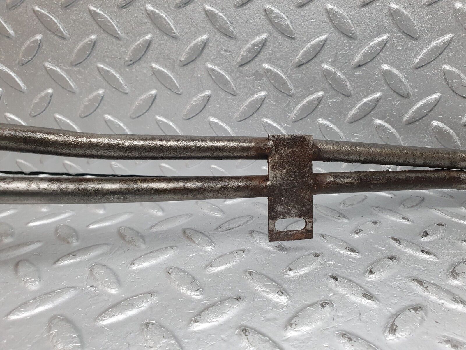 41194 Mercedes-Benz W126 300SE Oil Cooling Pipe Line