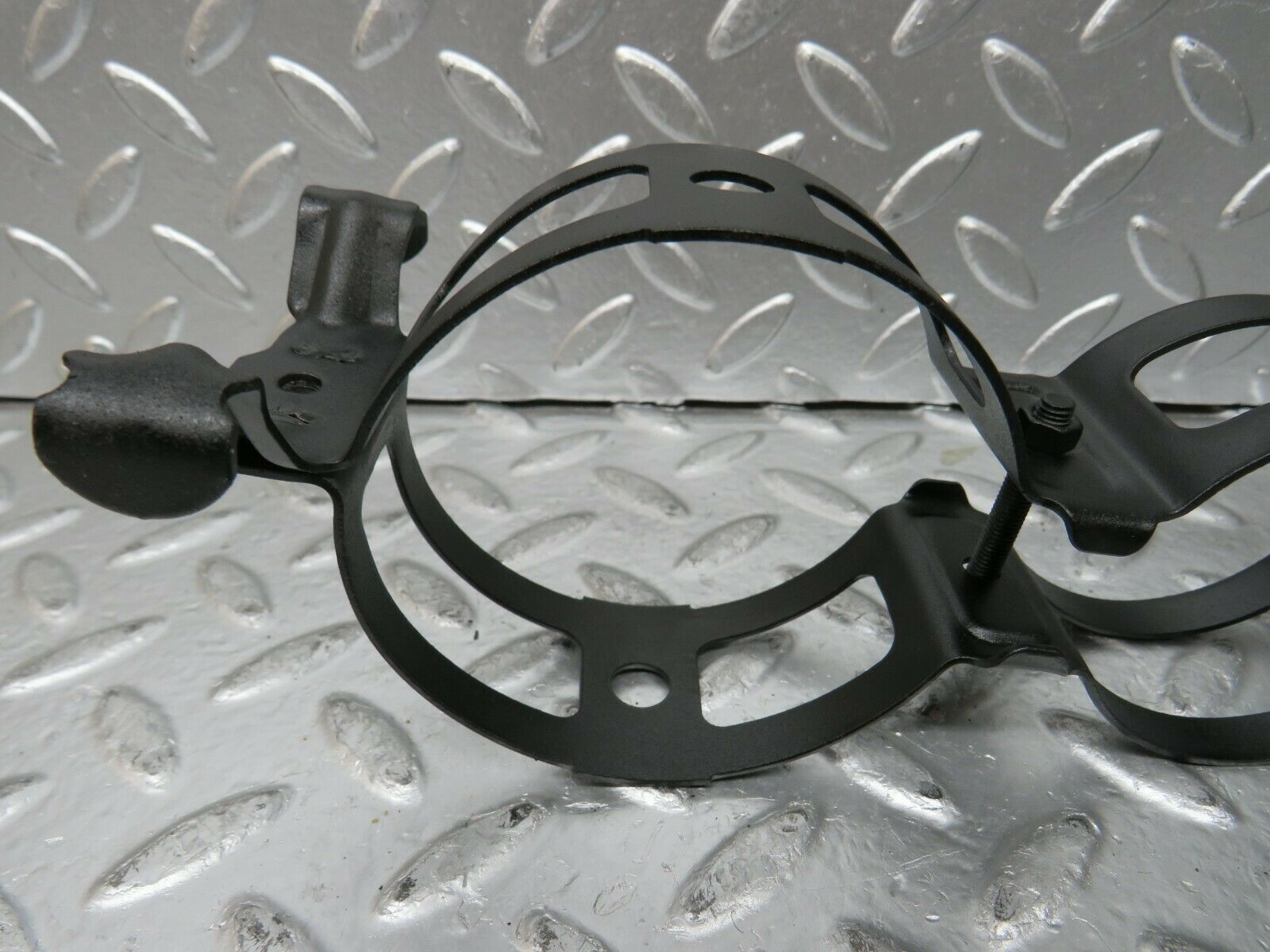 24225 Mercedes-Benz S124 220TE Wagon Fuel Pump Bracket