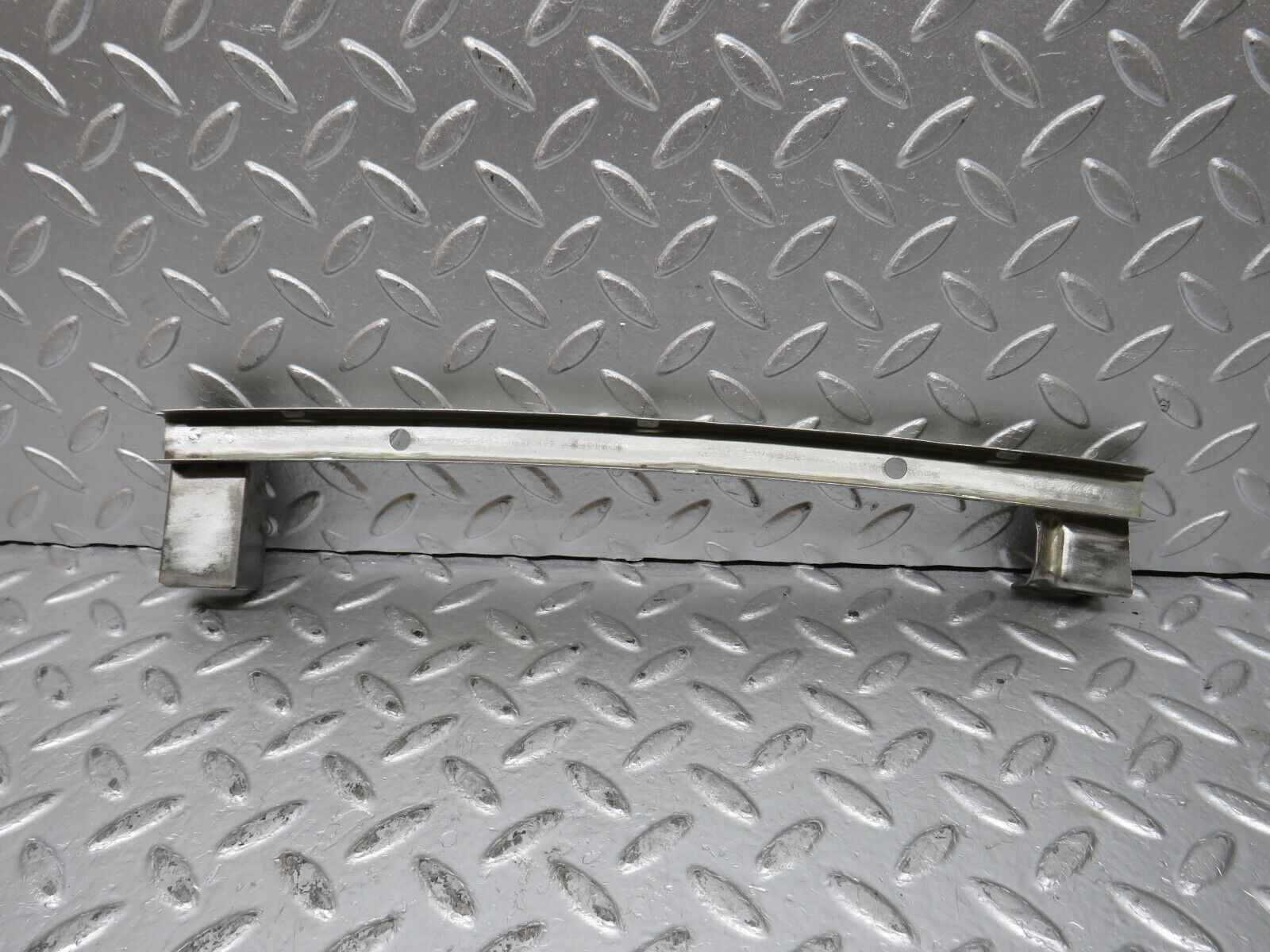 32083 Mercedes-Benz W123 230E Rear Right Window Channel