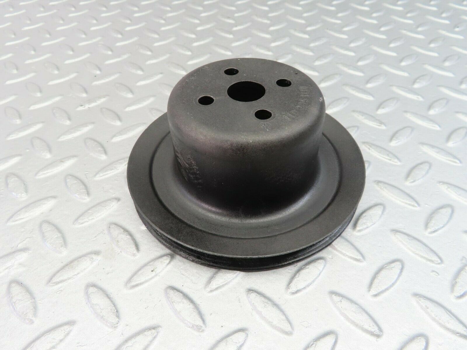 9828 Mercedes-Benz C123 280CE Coupe Water Pump Pulley 1102051410