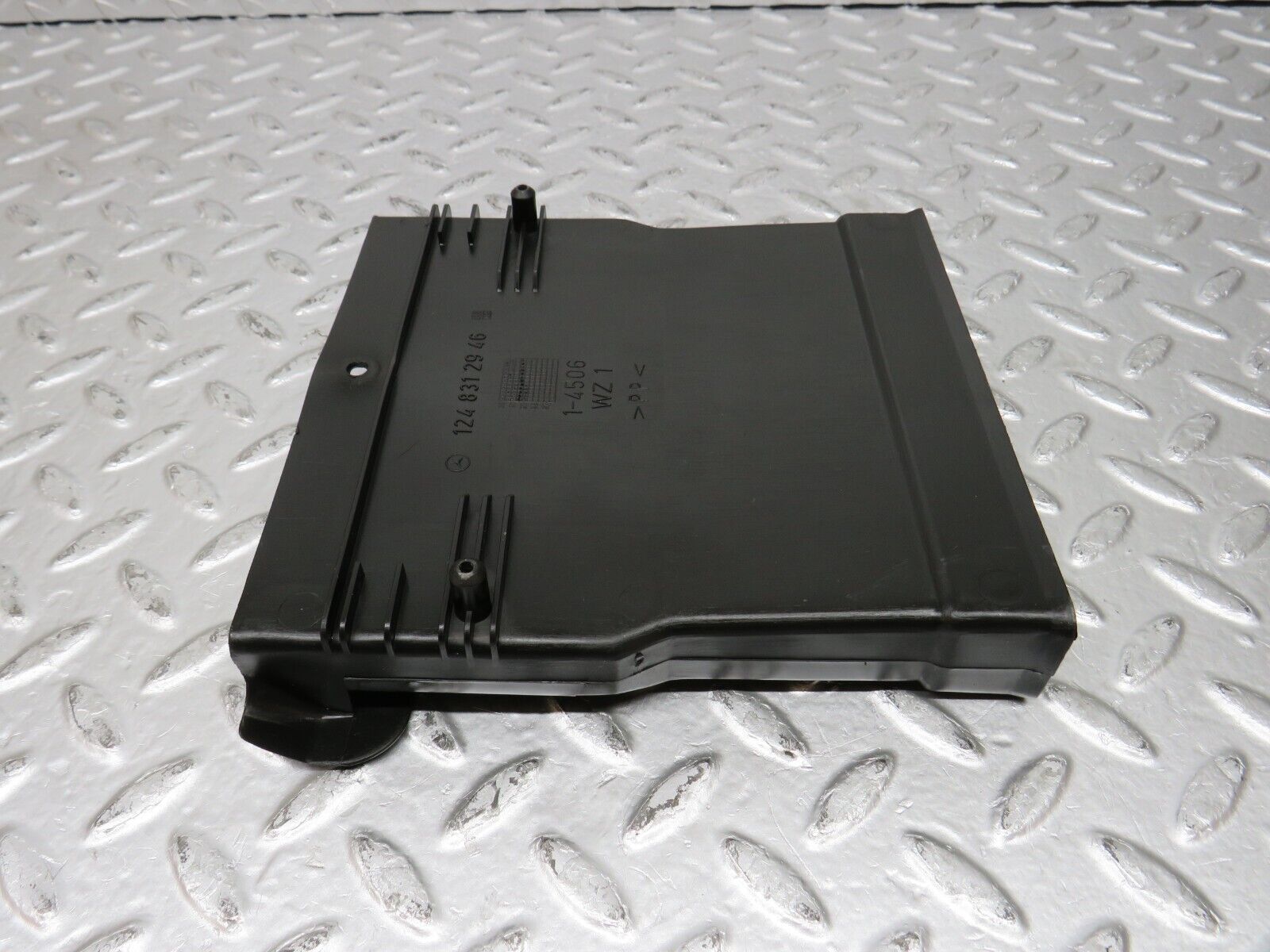 31312 Mercedes-Benz S124 220TE Ventilation Air Duct Under Seat 1248312946