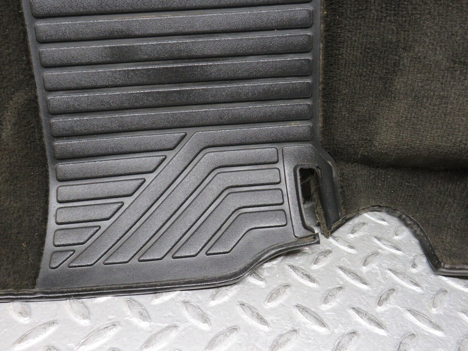 37937 Mercedes-Benz A124 320E Cabriolet Front Right Floor Carpet Black
