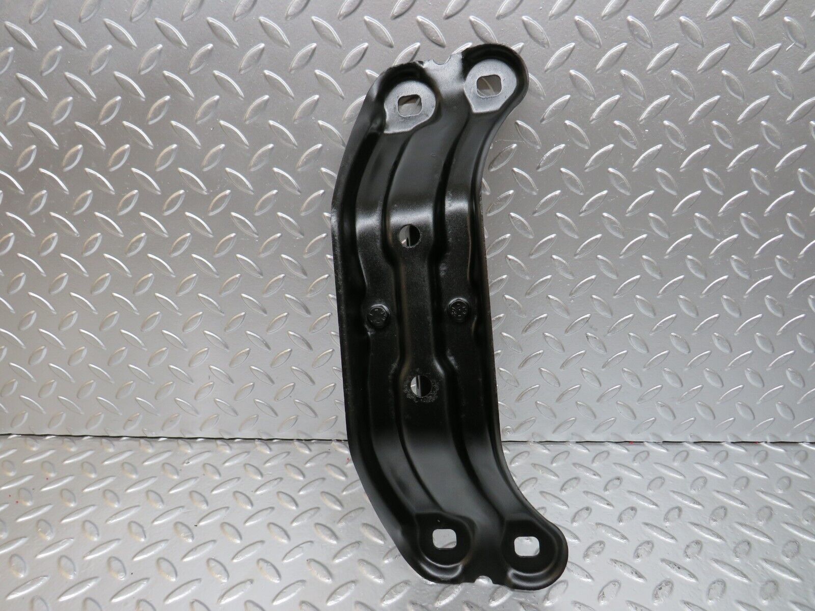 24768 Mercedes-Benz W140 S320 Gearbox Mount Bracket