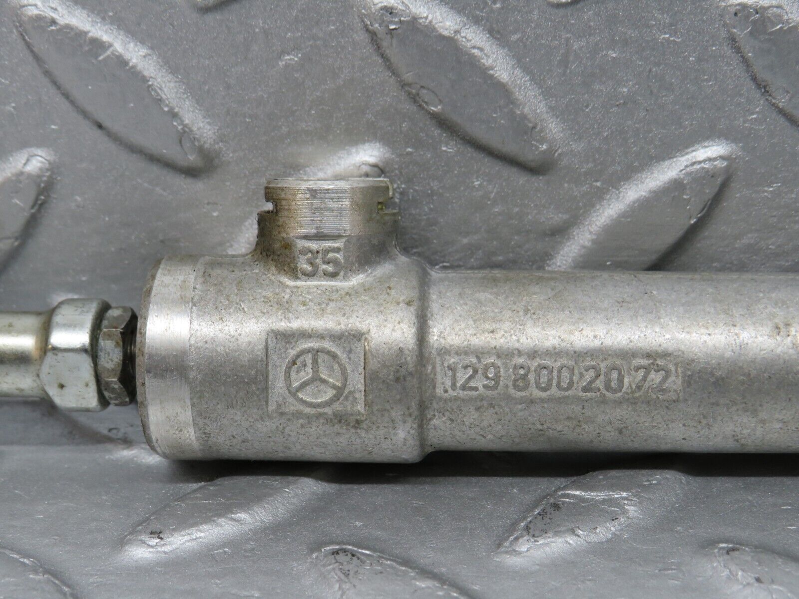 38573 Mercedes-Benz R129 280SL Coupe Roof Folding Hydraulic Cylinder 1298002072