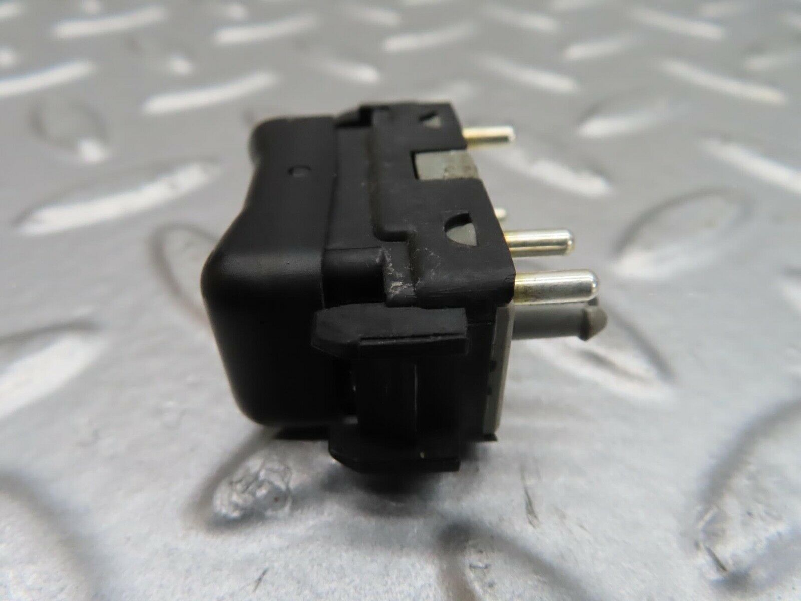 15176 Mercedes-Benz W140 S320 Electric Window Switch Left Side 1408210151