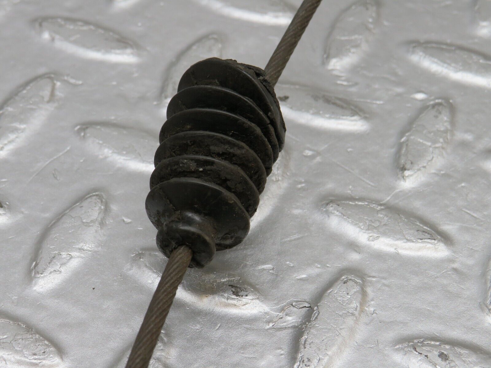 40455 Mercedes-Benz W110 230 Handbrake Cable Handbrake Pulley 1104200790