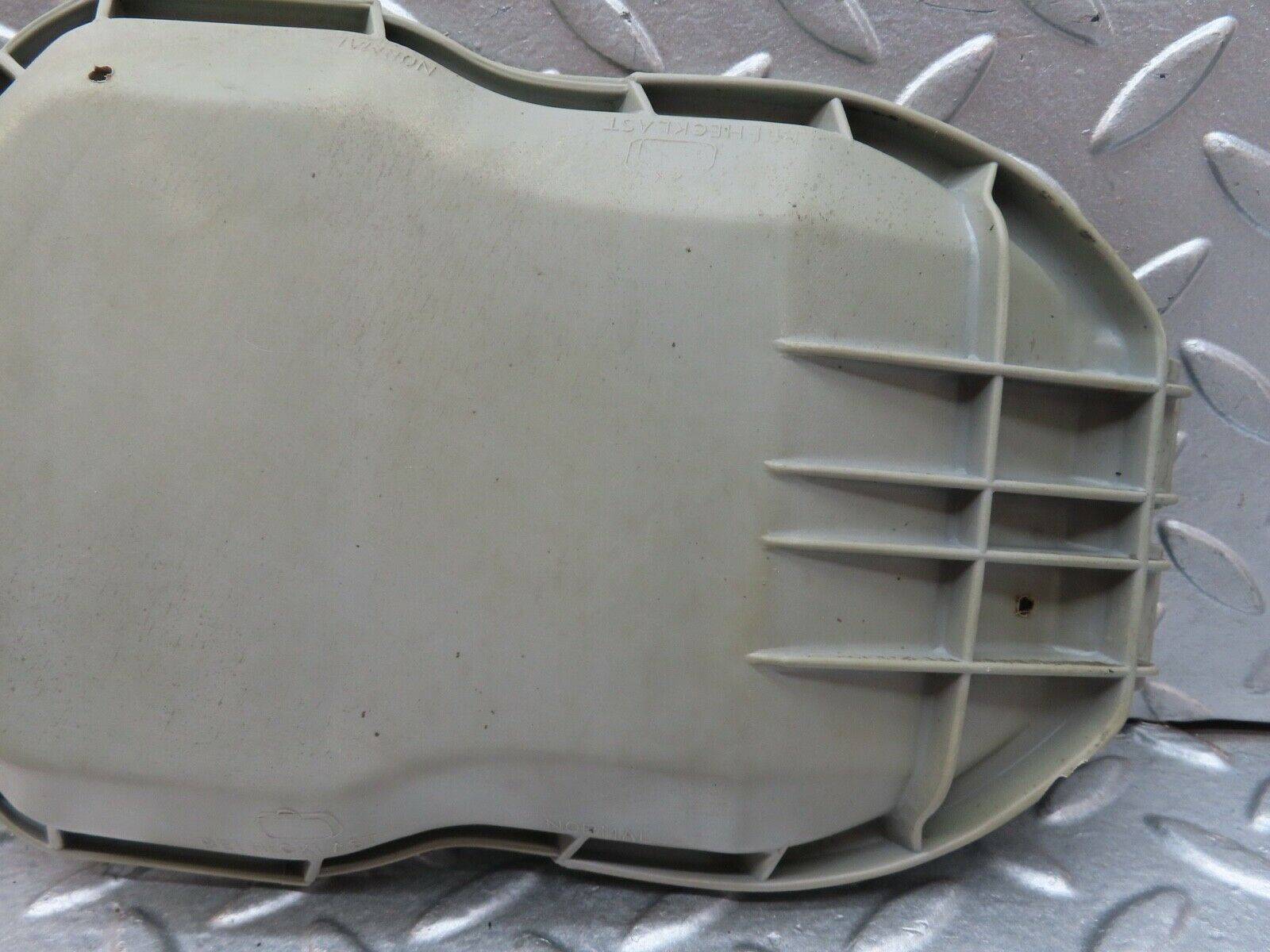 18109 Mercedes-Benz W123 200 Headlight Cover