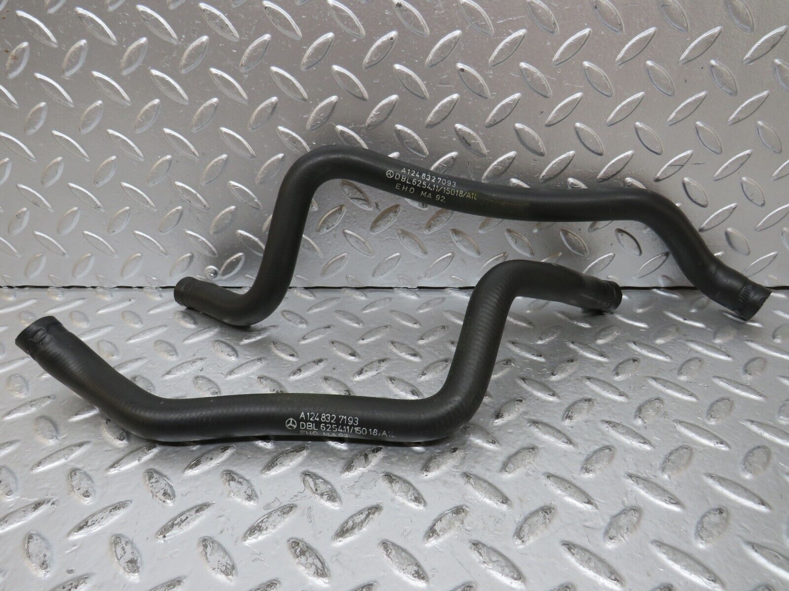 26606 Mercedes-Benz C124 220CE Heater Hose Pipe Pair 1248327193 1248327093