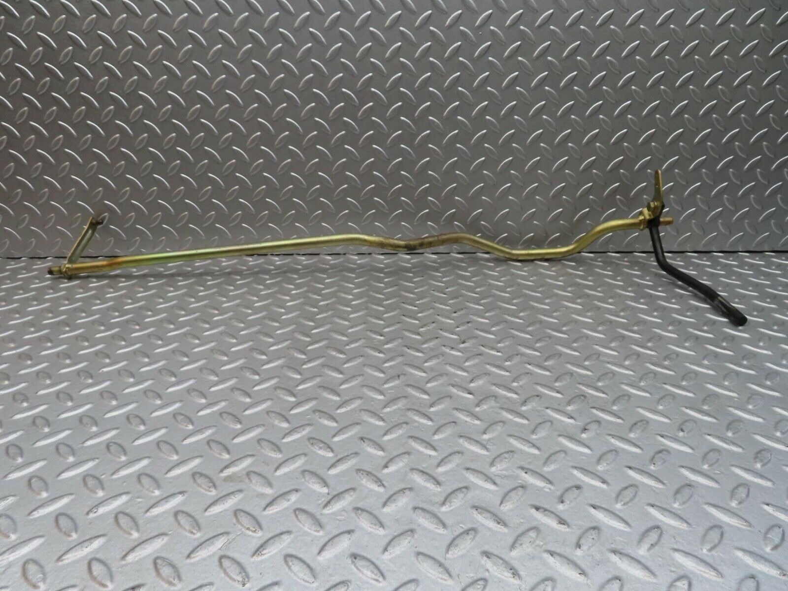 14428 Mercedes-Benz W116 350SE Accelerator Pedal Linkage