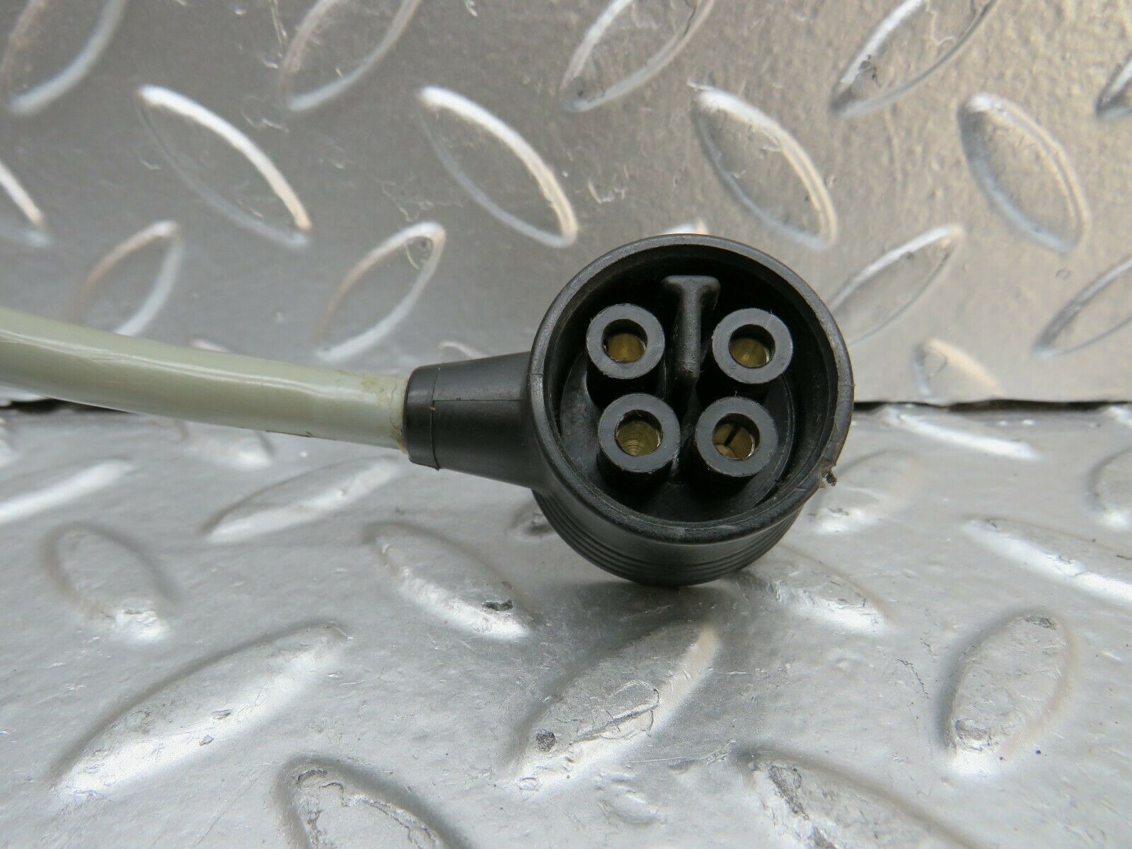 24005 Mercedes-Benz W123 280E Ignition Control Unit Cable 09961811